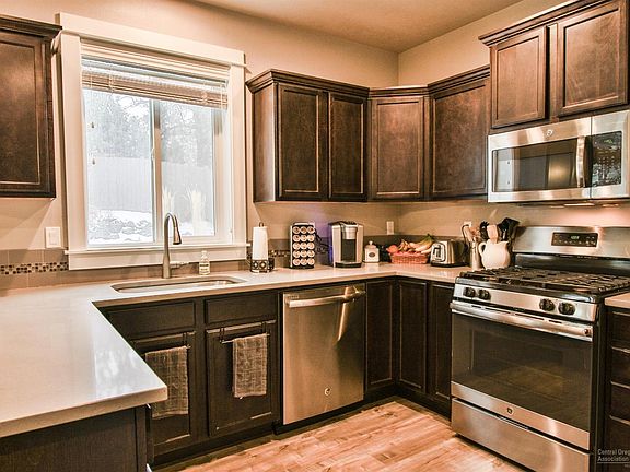 2nd image of 60950 SE Sweet Pea Dr