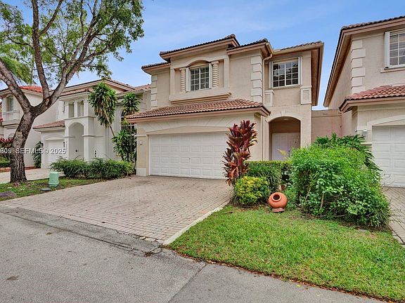 3rd image of 7257 NW 113th Ct