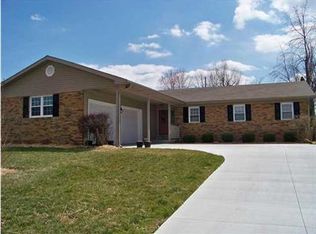 7733 Melody Ln, Newburgh, IN
