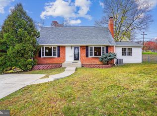 5418 Eastbourne Dr, Springfield, VA 22151