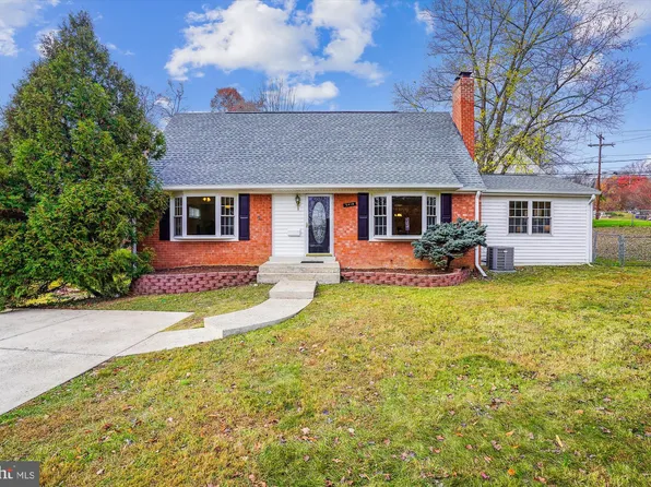 5418 Eastbourne Dr, Springfield, VA 22151
