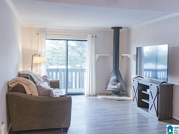 2nd image of 1303 Woodland Vlg #1303