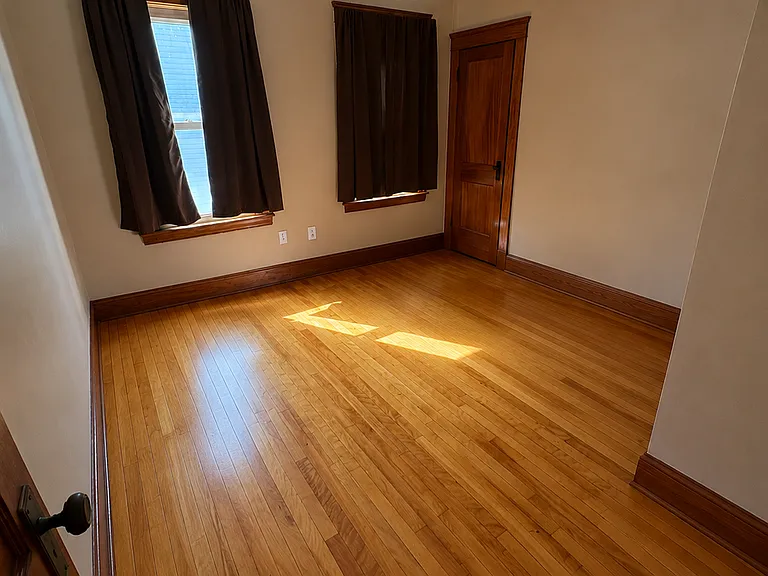 17 Euclid Ave #3 — Photo 18
