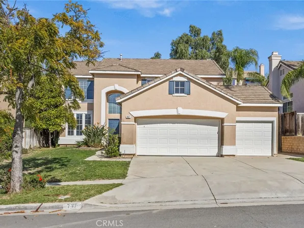 747 Ochee Cir, Corona, CA 92879