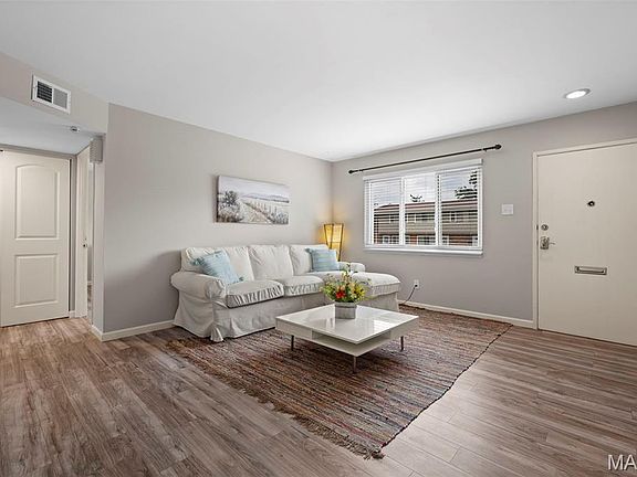 3rd image of 10602 Carroll Wood Way
