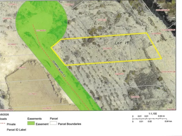 19 Quarry Bluff Ct, Sturgeon Bay, WI 54235