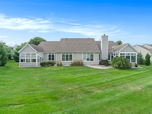 7945 Kilmory Cir, Portage, MI 49024