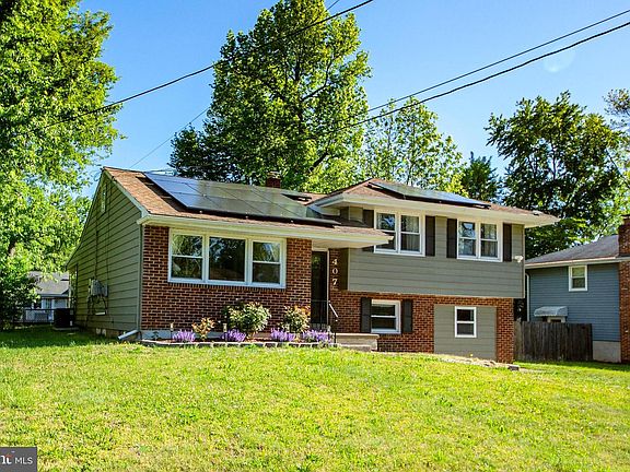 3rd image of 407 Kingston Dr