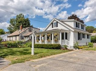 6 Farrell St, Newburyport, MA 01950
