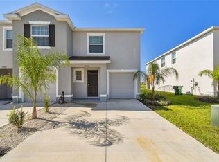 33078 Major Oak Dr, Wesley Chapel, FL 33545