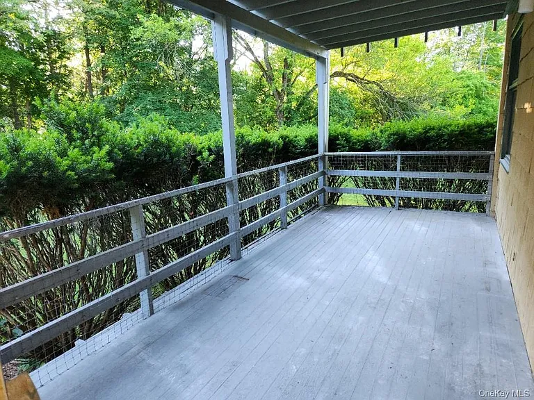 20 Locust St #1B — Photo 11