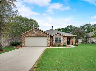 2009 Baker Dr, Corinth, TX 76210