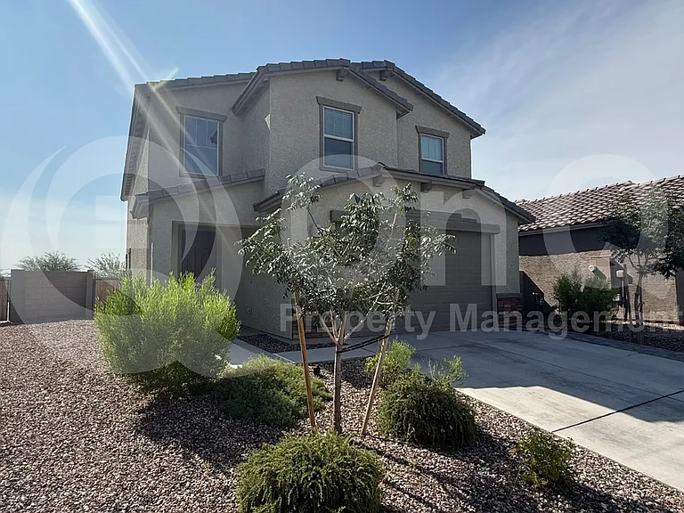 7609 S Camino Alma Vieja — Photo 2