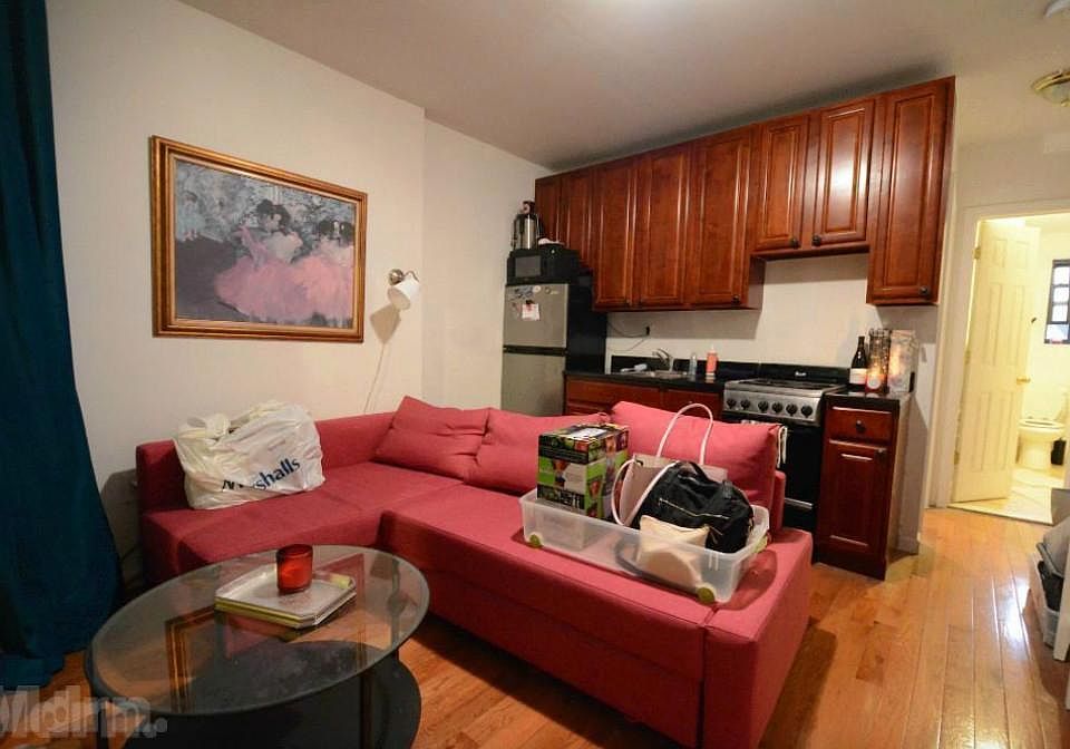 1st image of 236 Mulberry St APT 9