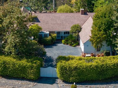 765 Amalfi Dr, Pacific Palisades, CA, 90272