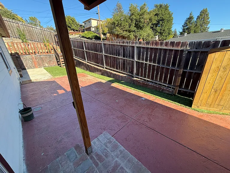 18592 Madison Ave — Photo 8