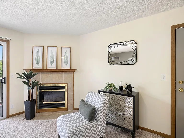 Pebblebrook Apartments — Photo 4