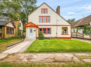 1509 N Court St, Rockford, IL 61103