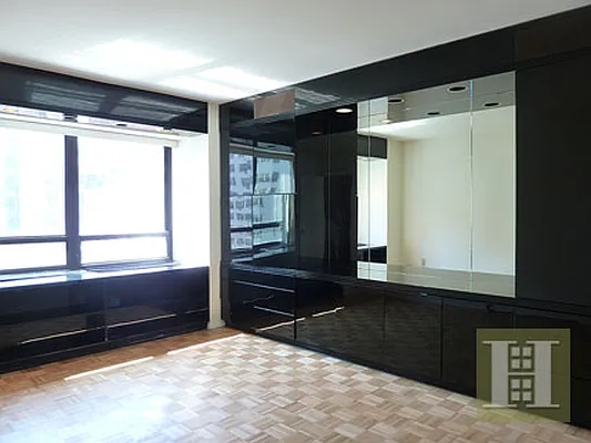 Rented by Halstead Real Estate | media 14