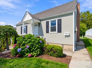 164 Arlington Blvd, North Arlington Boro, NJ 07031