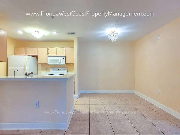 7417 Vista Way #101 — Photo 10