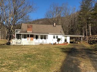 501 Sandy Branch Rd, Bakersville, NC 28705