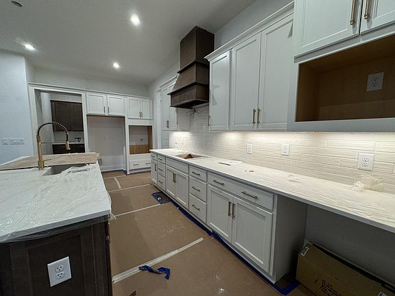 The Monroe C Kitchen