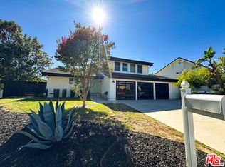 4327 Cezanne Ave, Woodland Hills, CA 91364
