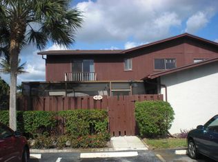 4612 Holly Lake Dr, Lake Worth, FL 33463