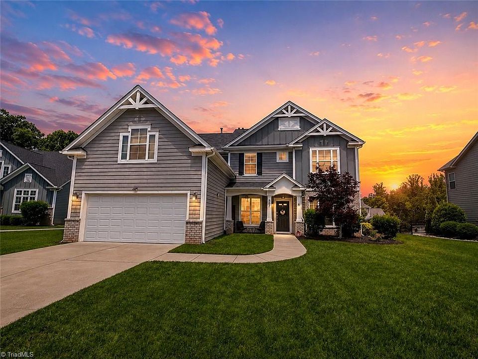 1st image of 802 Sugarberry Ln