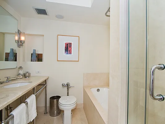 Sold by Sotheby's International Realty | media 13