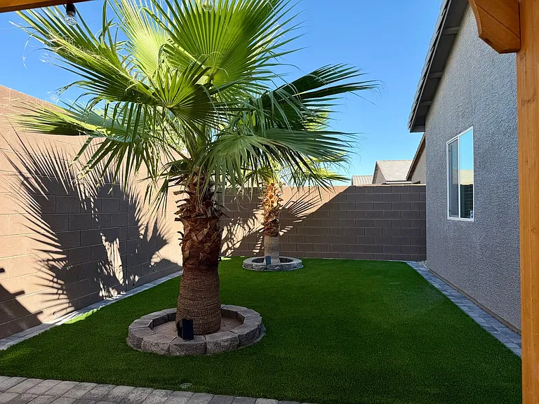 1671 Douglas Creek St — Photo 12