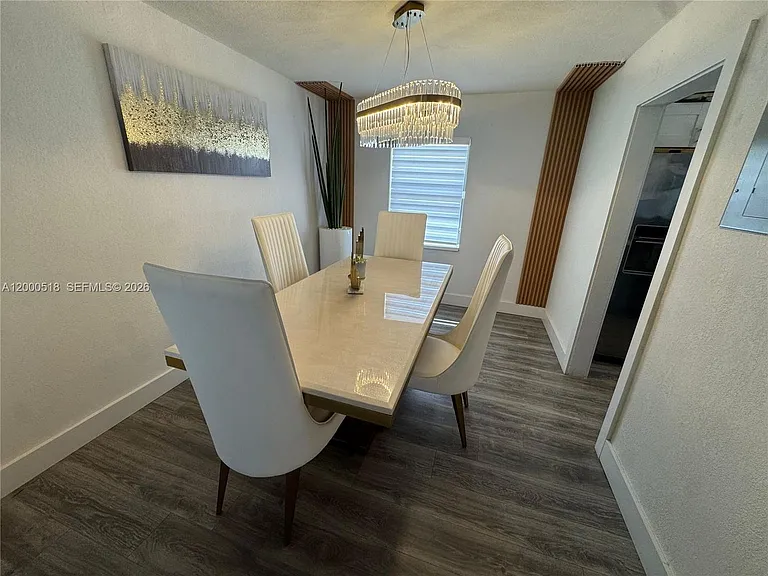 427 NW 19th Ave #0 — Photo 9