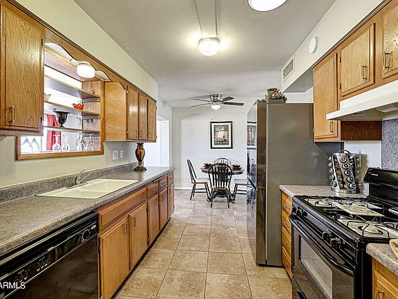 3rd image of 10014 W ALABAMA Avenue
