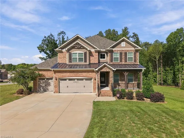 7909 Hopkins Farm Dr, Browns Summit, NC 27214