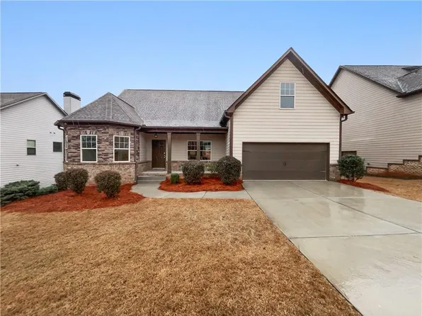 6351 Spring Cove Dr, Flowery Branch, GA 30542