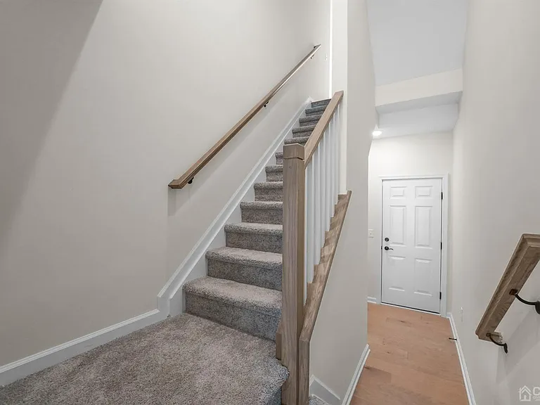 204 Lyla Ln — Photo 22