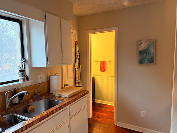 Kitchen towards 1/2 bath