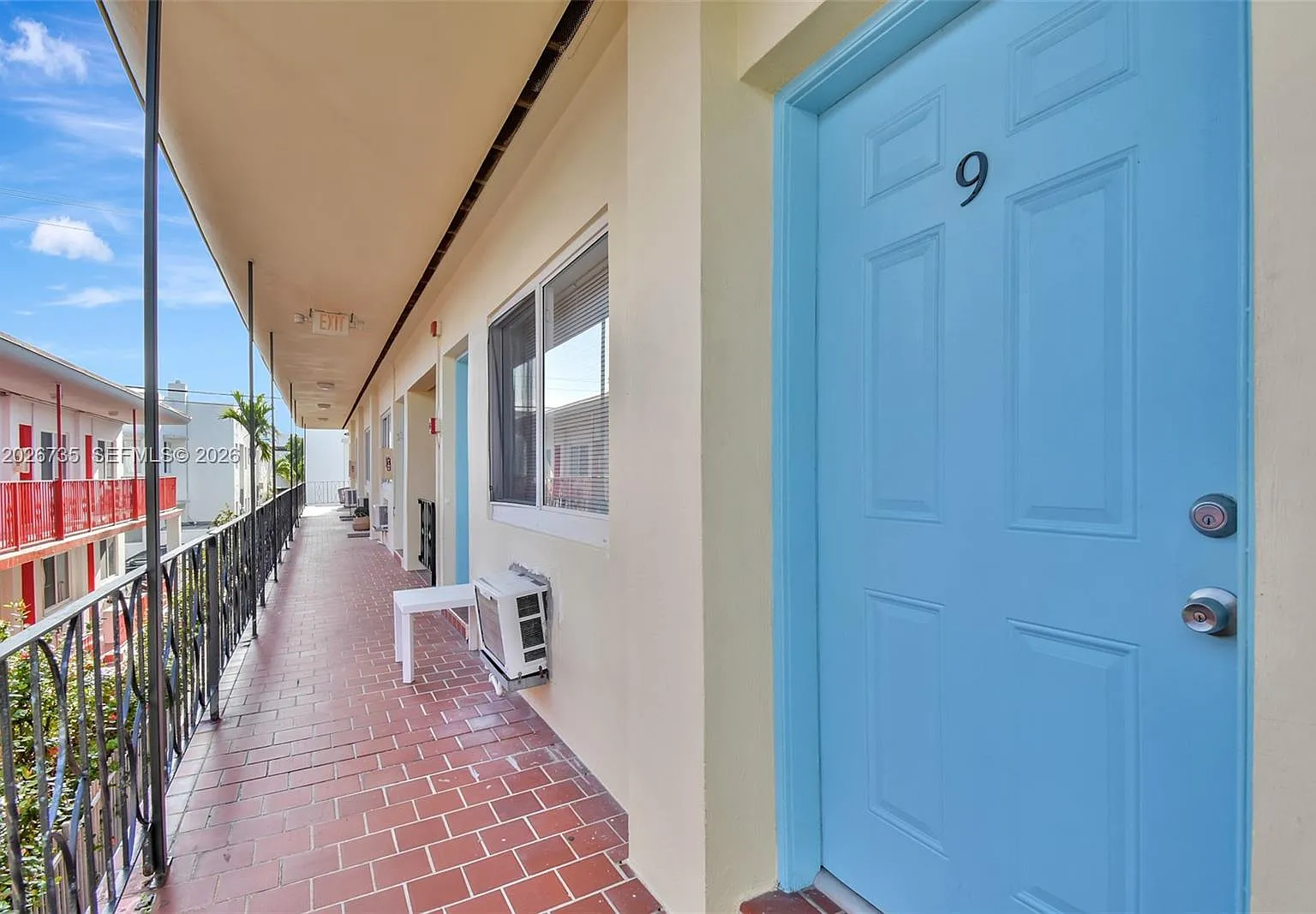 Ramavest Condo — Photo 3