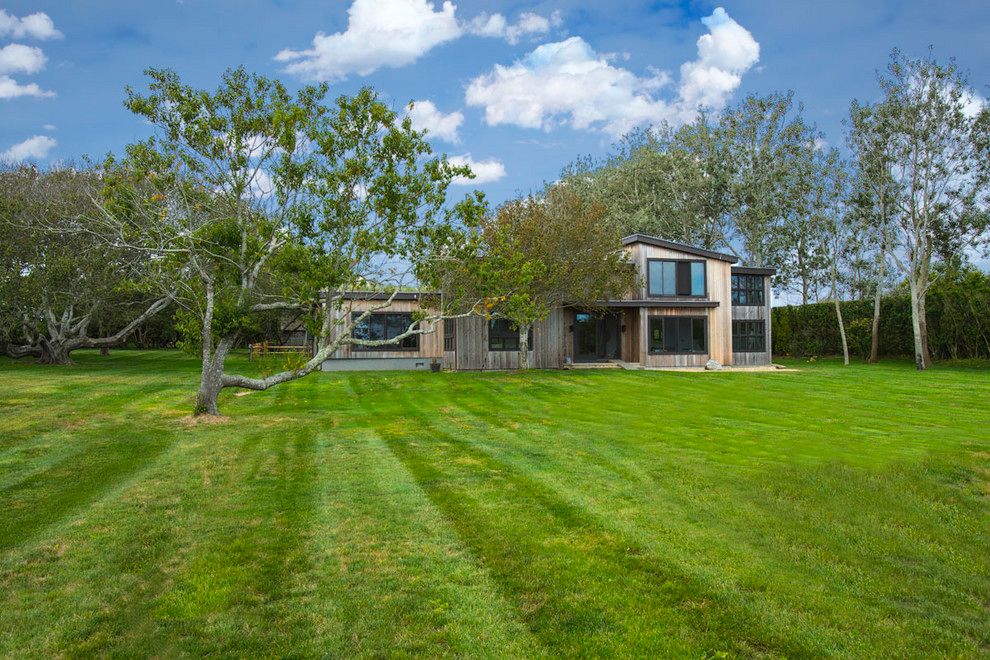 683 Daniels Ln, Sagaponack, NY 11962 Out East