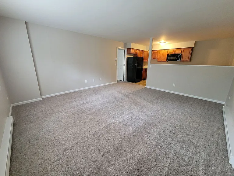 Country Gardens Apartments — Photo 20