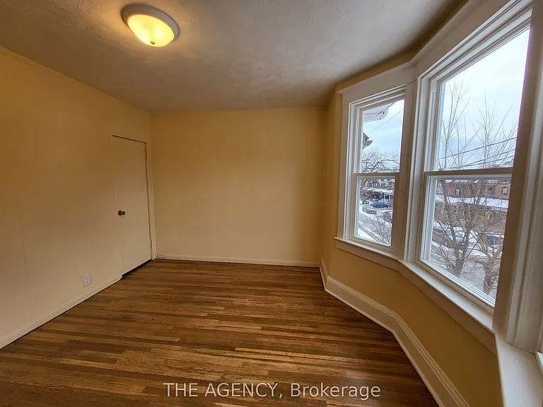 613 Delaware Ave N #UPPER — Photo 5