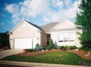 3327 Stratford Grn, Uniontown, OH 44685