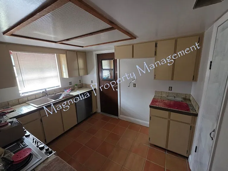 9387 Junior Ave — Photo 5
