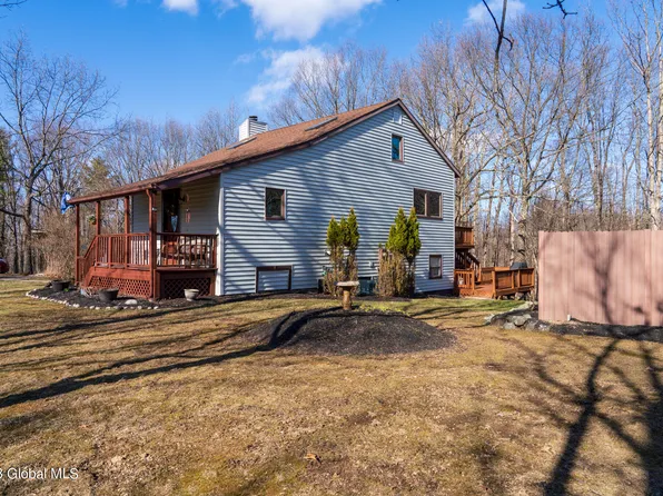 1007 Chamberlin Hill Road, West Sand Lake, NY 12196