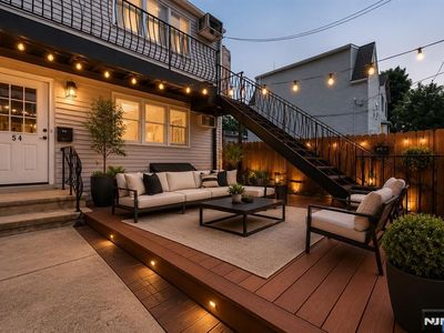 54 Chestnut St, Weehawken, NJ, 07086