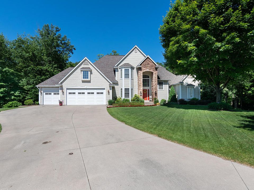 1st image of 6486 Castle Ave