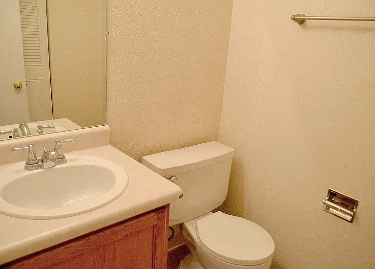 Canyon Crest — Photo 24