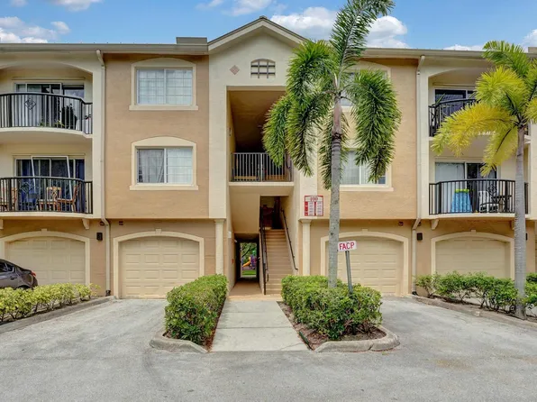 400 Crestwood Court N #408, Royal Palm Beach, FL 33411