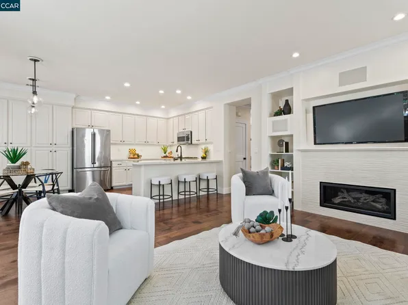 218 Abigail Cir, Danville, CA 94506
